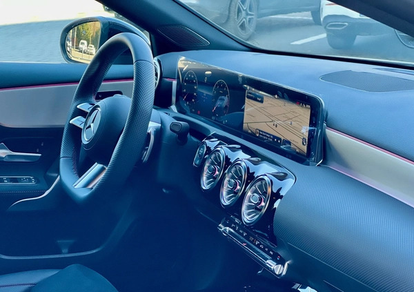 Mercedes-Benz Klasa A cena 185900 przebieg: 5000, rok produkcji 2023 z Warszawa małe 172